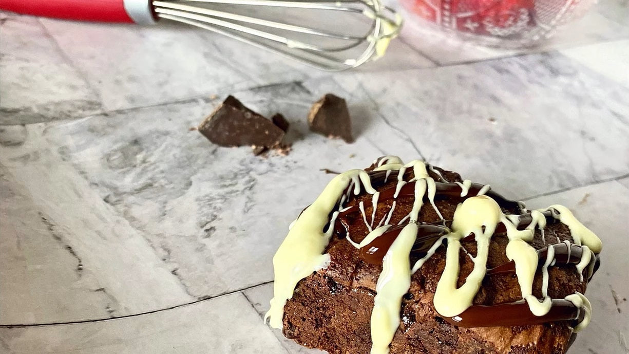 Hopeless Romantic brownie dark chocolate and white chocolate Ditch The Mix Columbus Ohio