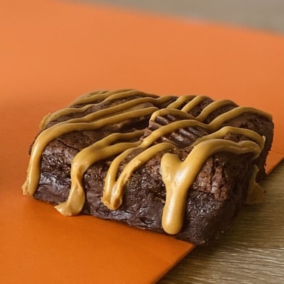 chocolate peanut butter brownie 